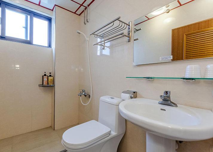 Moonlight Manor B&B Taitung Bagian luar foto